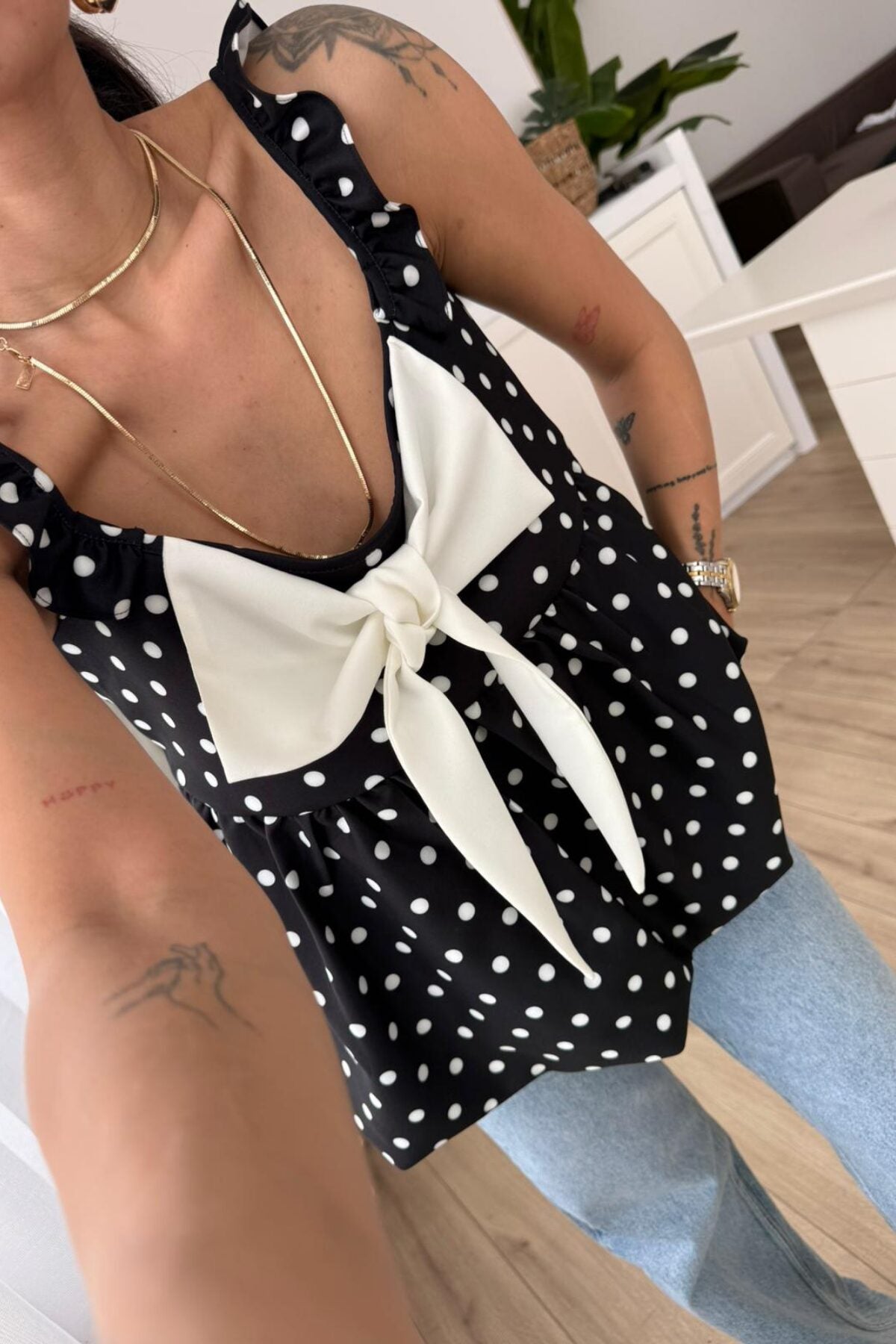 Fiyonk Detaylı Puantiyeli Balon Bluz