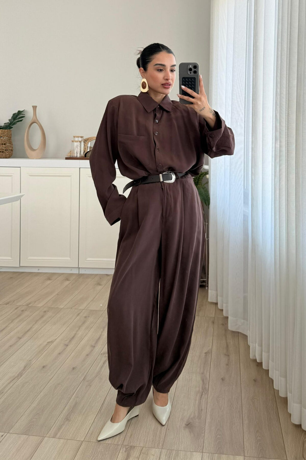 Çıtçıtlı Gömlek Kemerli Şalvar Pantolon Takım