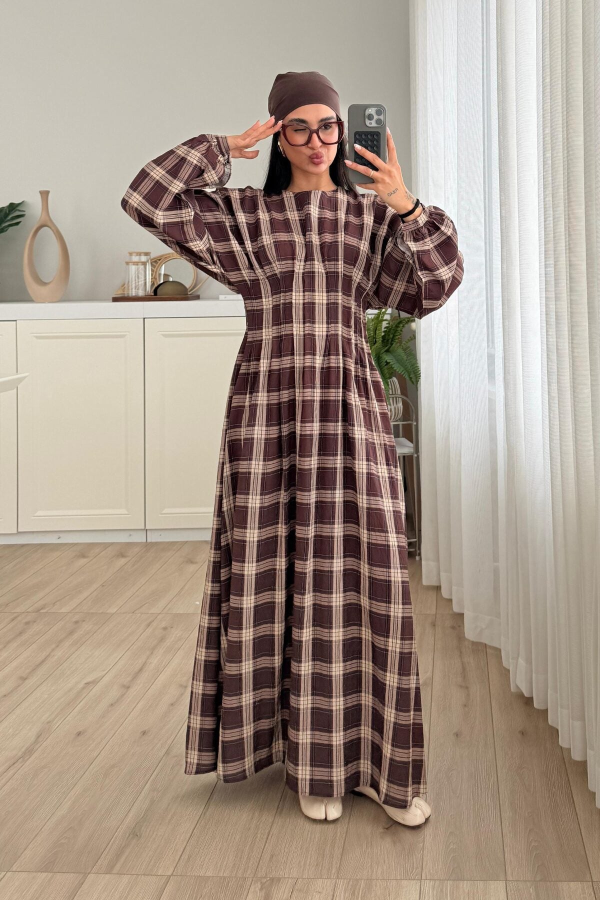 Pile Detaylı Ekose Elbise