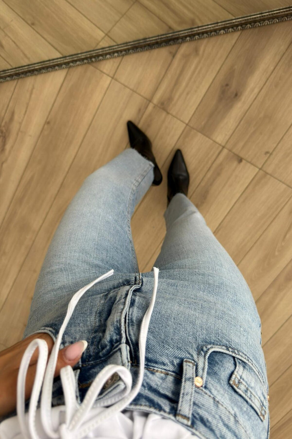 Darly Kesik Paça Straight Açık Mavi Jean