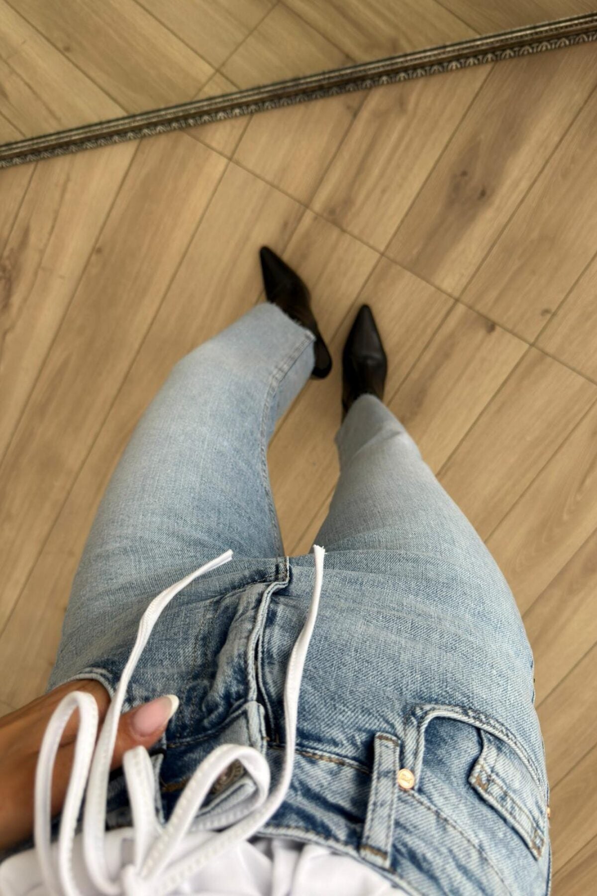 Darly Kesik Paça Straight Açık Mavi Jean