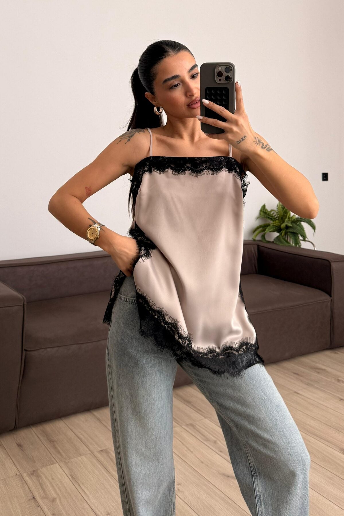 Askılı Dantel Detaylı Bluz