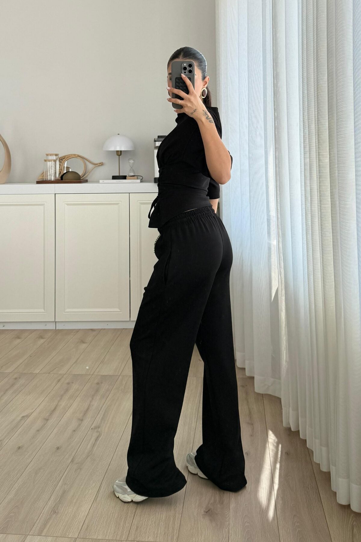 Beli Çapraz Bağlamalı Tişört Pantolon Takım