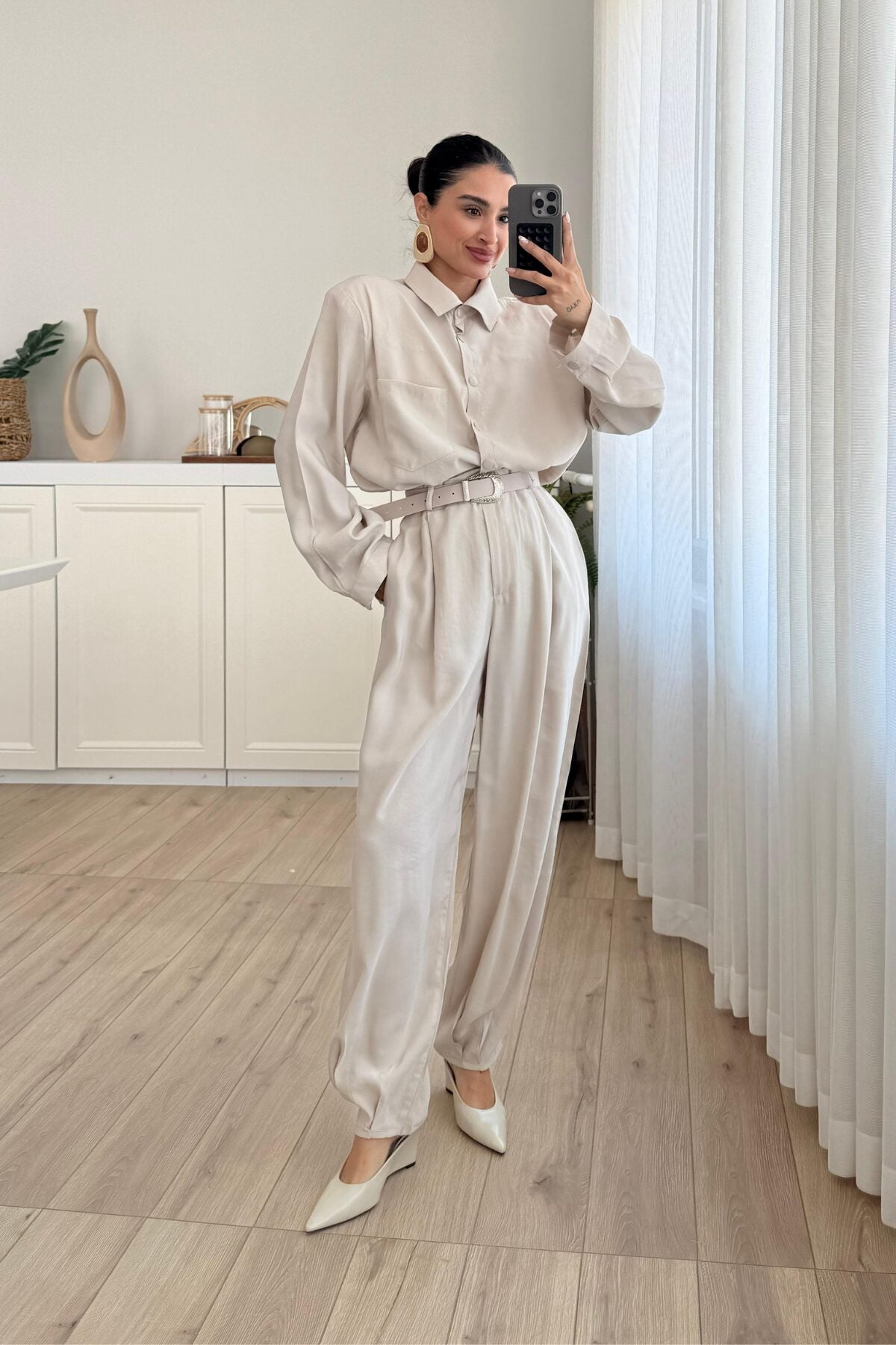 Çıtçıtlı Gömlek Kemerli Şalvar Pantolon Takım