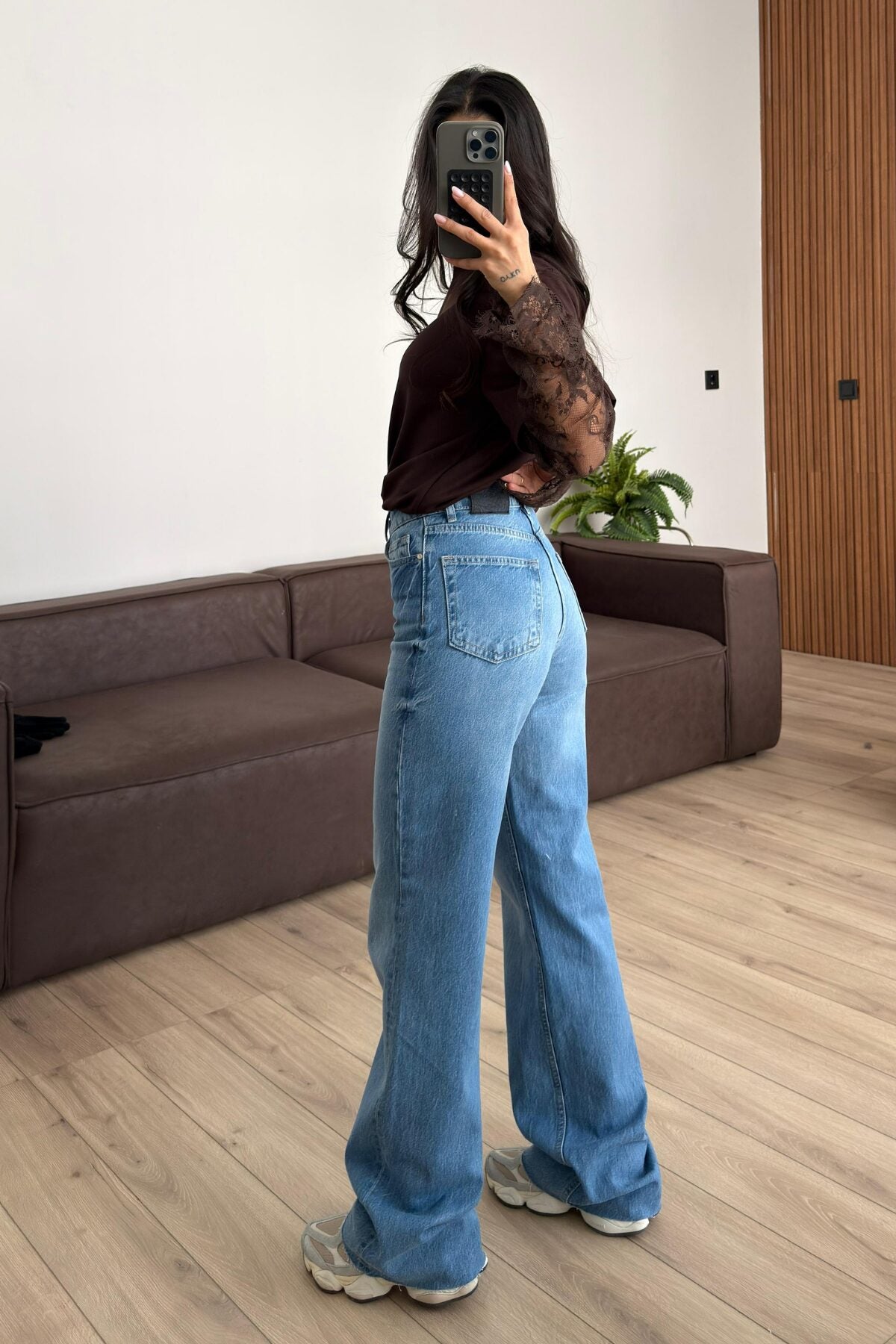 Paçası Kesik Wide Leg Orta Mavi Jean