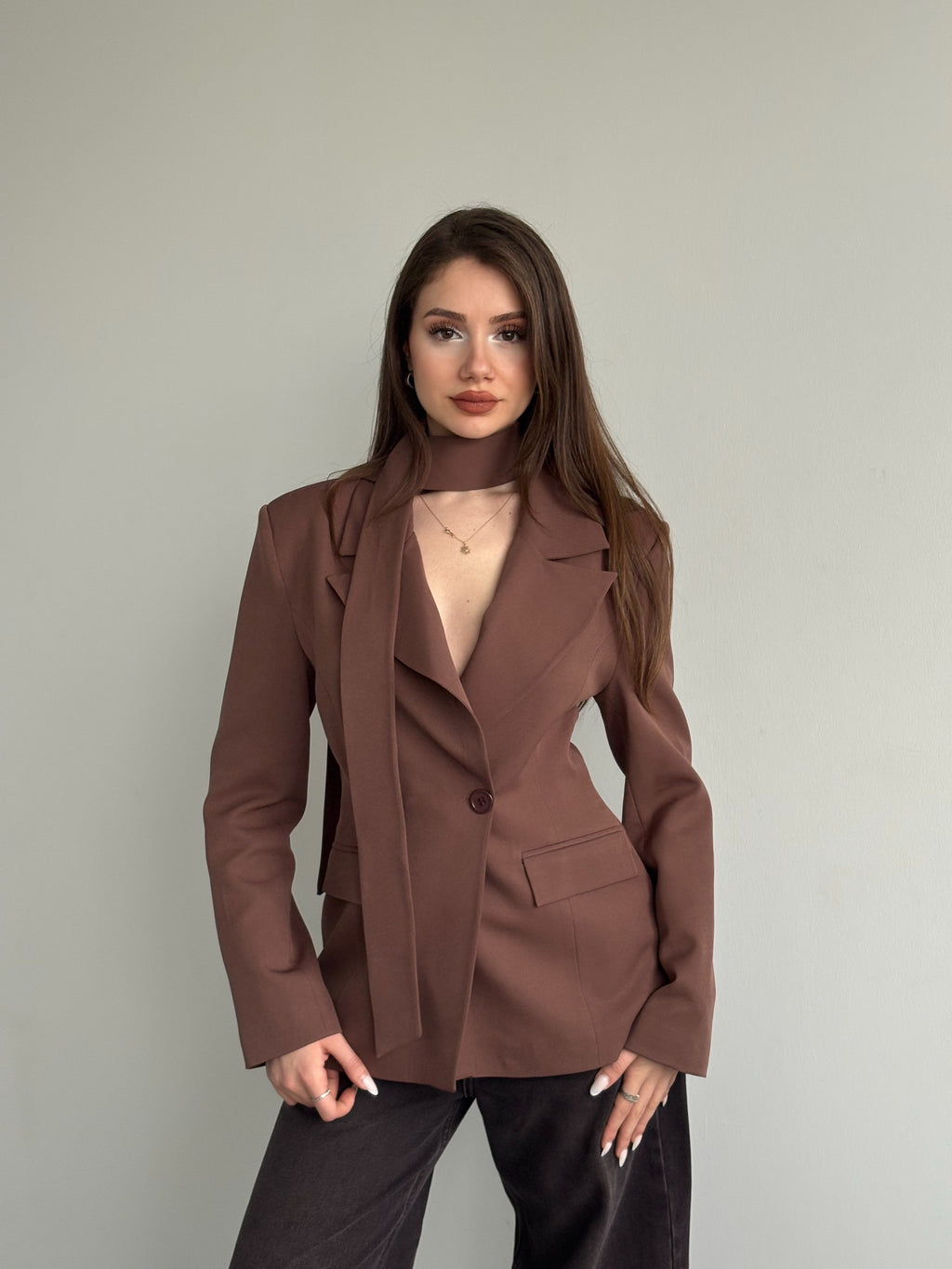 Belden Oturtmalı Şal Yaka Detaylı Blazer Ceket