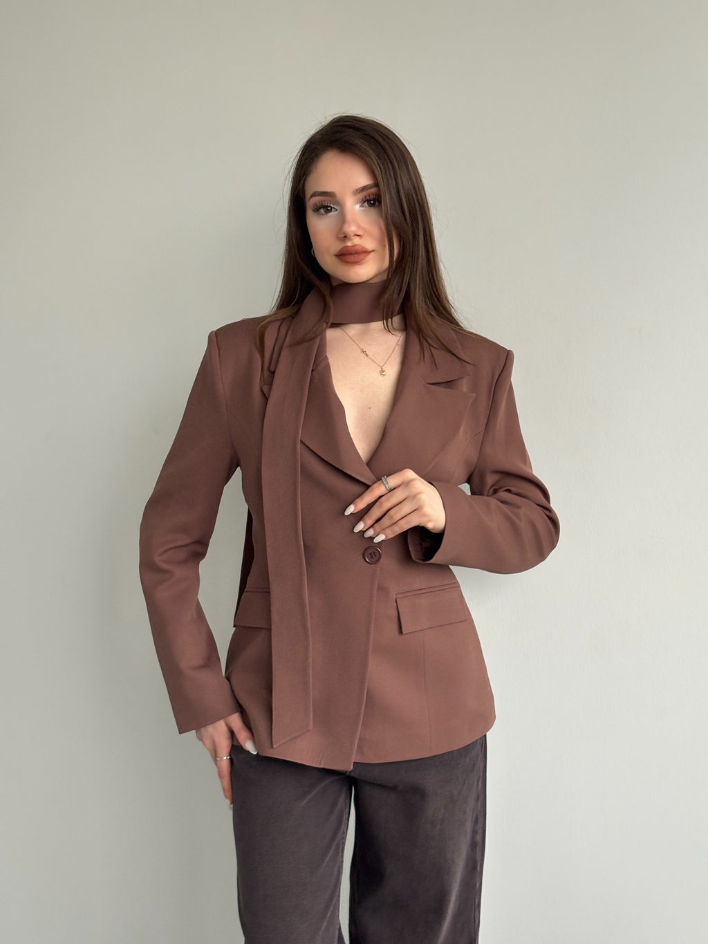 Belden Oturtmalı Şal Yaka Detaylı Blazer Ceket