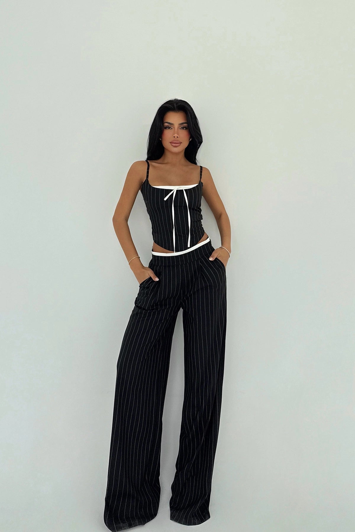 Siyah Pelinia Takım