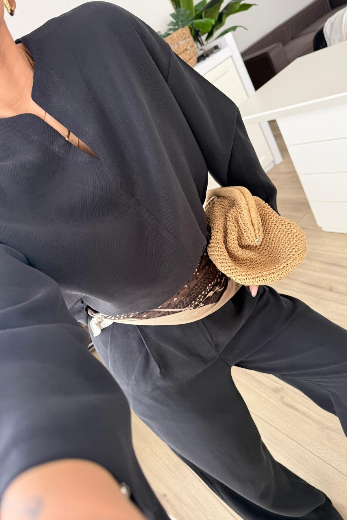 Gant V Yaka Bluz Pantolon Takım