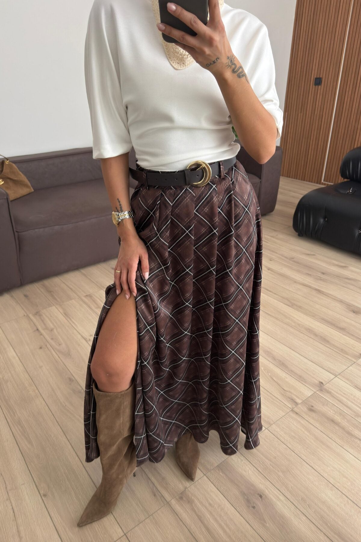 Yırtmaçlı Ekose Saten Etek
