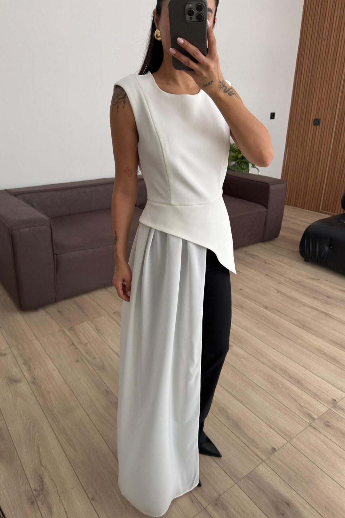Tasarım Tül Detaylı Asimetrik Bluz