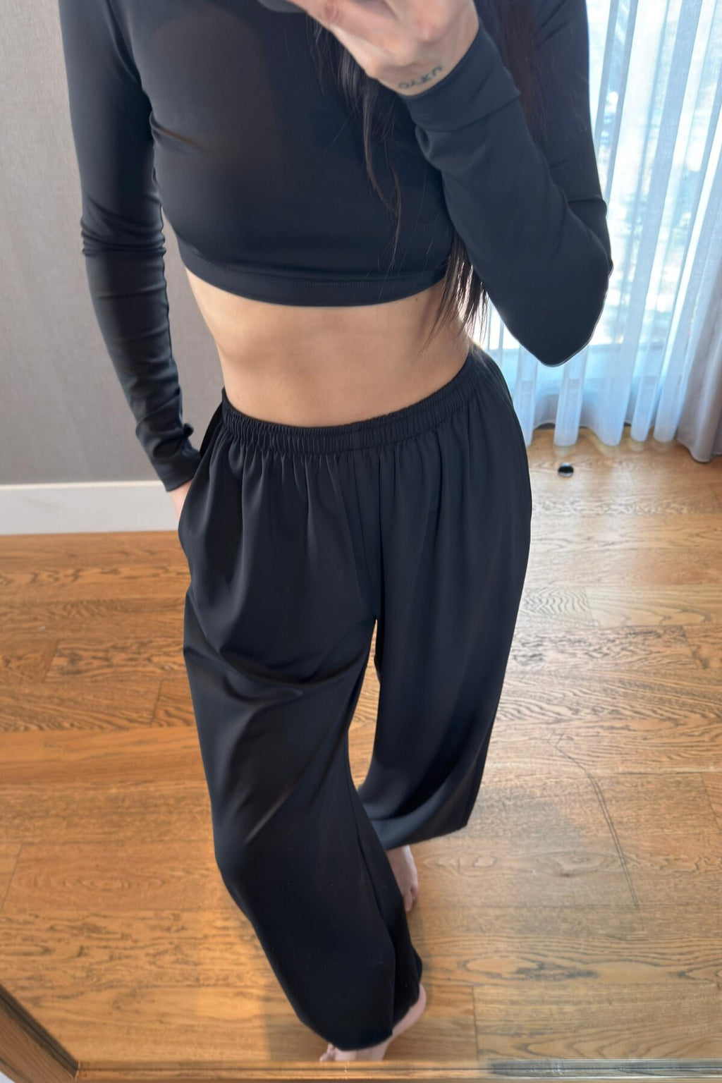 Divya Bandana Detaylı Crop Eşofman Takım
