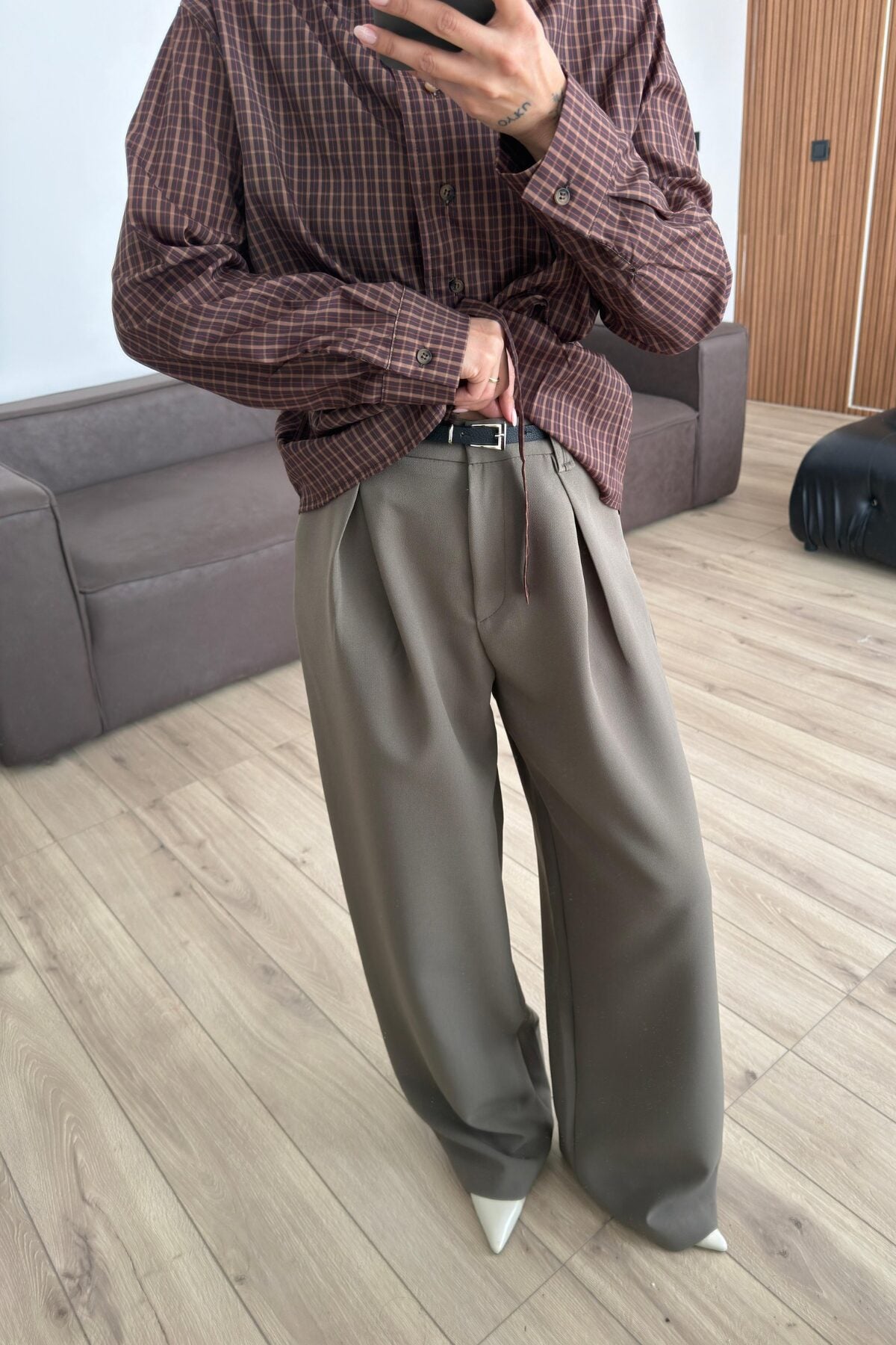 Pileli İçten Pervazlı Pantolon