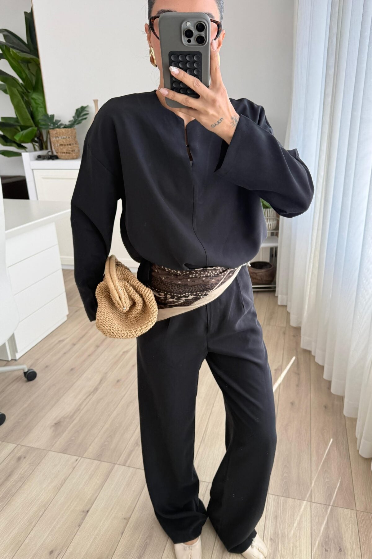 Gant V Yaka Bluz Pantolon Takım