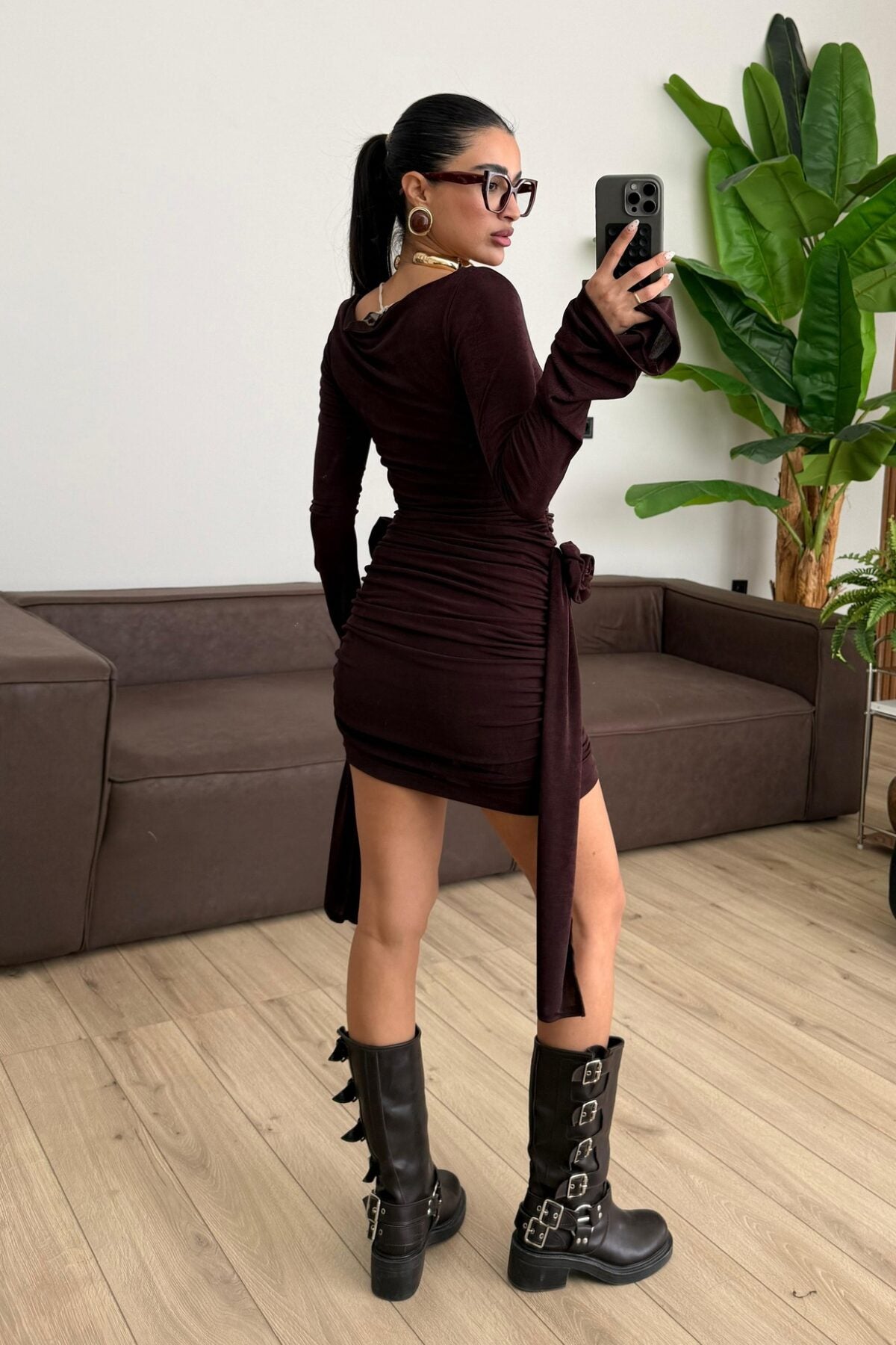 Avenya Gül Detaylı Mini Elbise