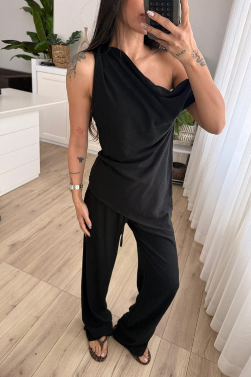 Asimetrik Kayık Yaka Bluz Pantolon Takım