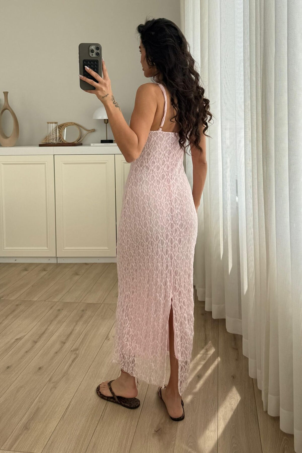 Dantelli İçi Astarlı Elbise