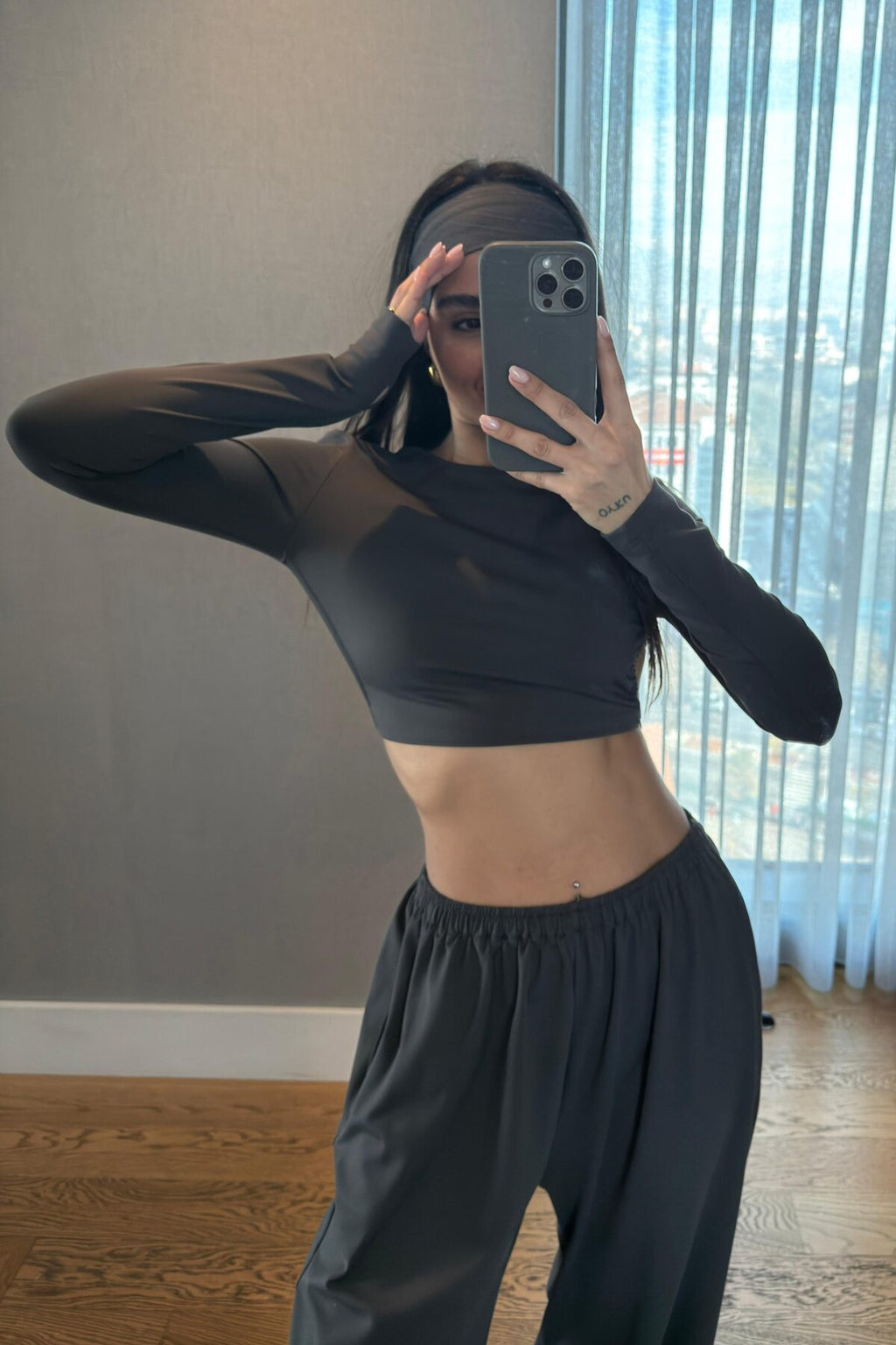 Divya Bandana Detaylı Crop Eşofman Takım